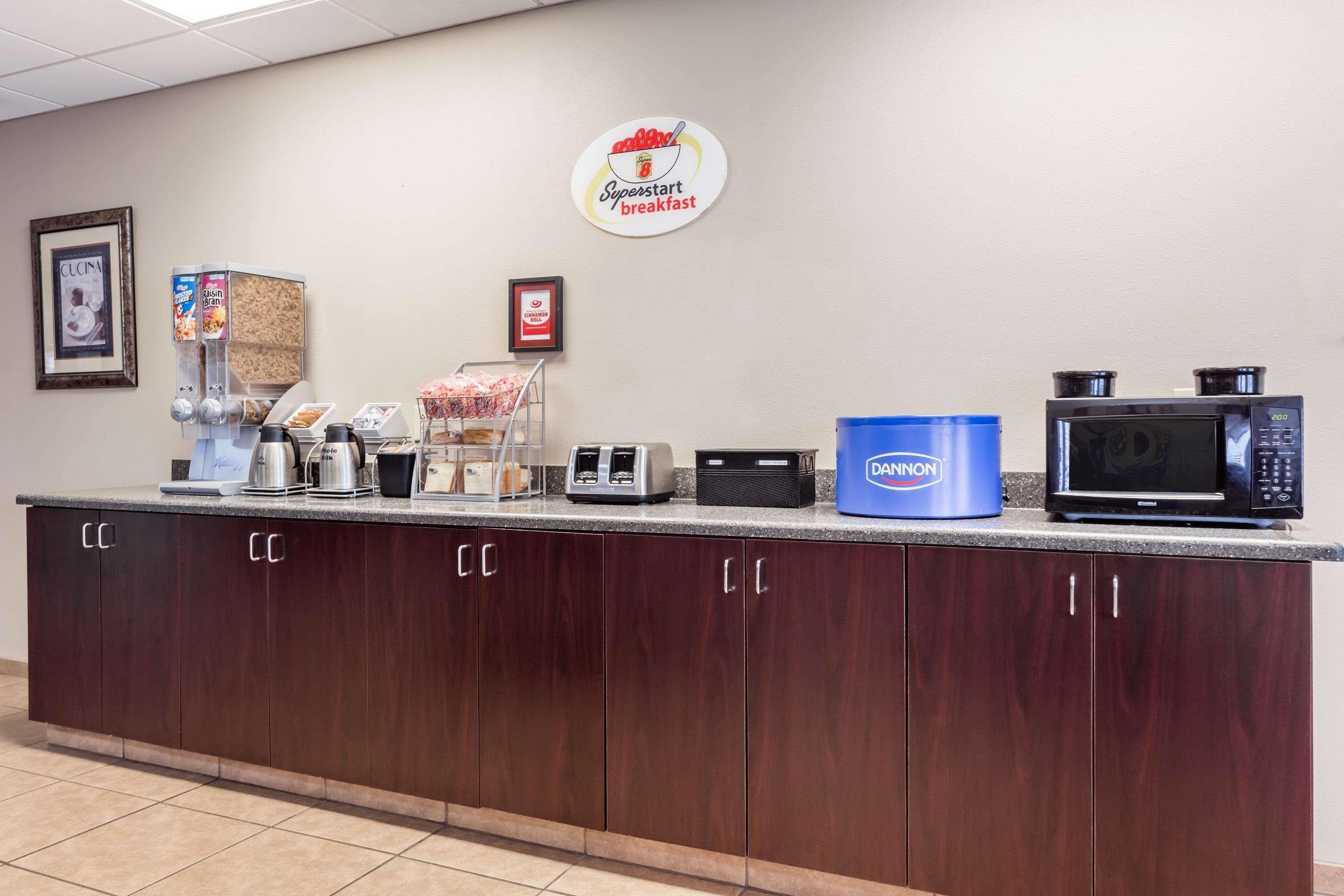 Super 8 By Wyndham Rainsville Extérieur photo