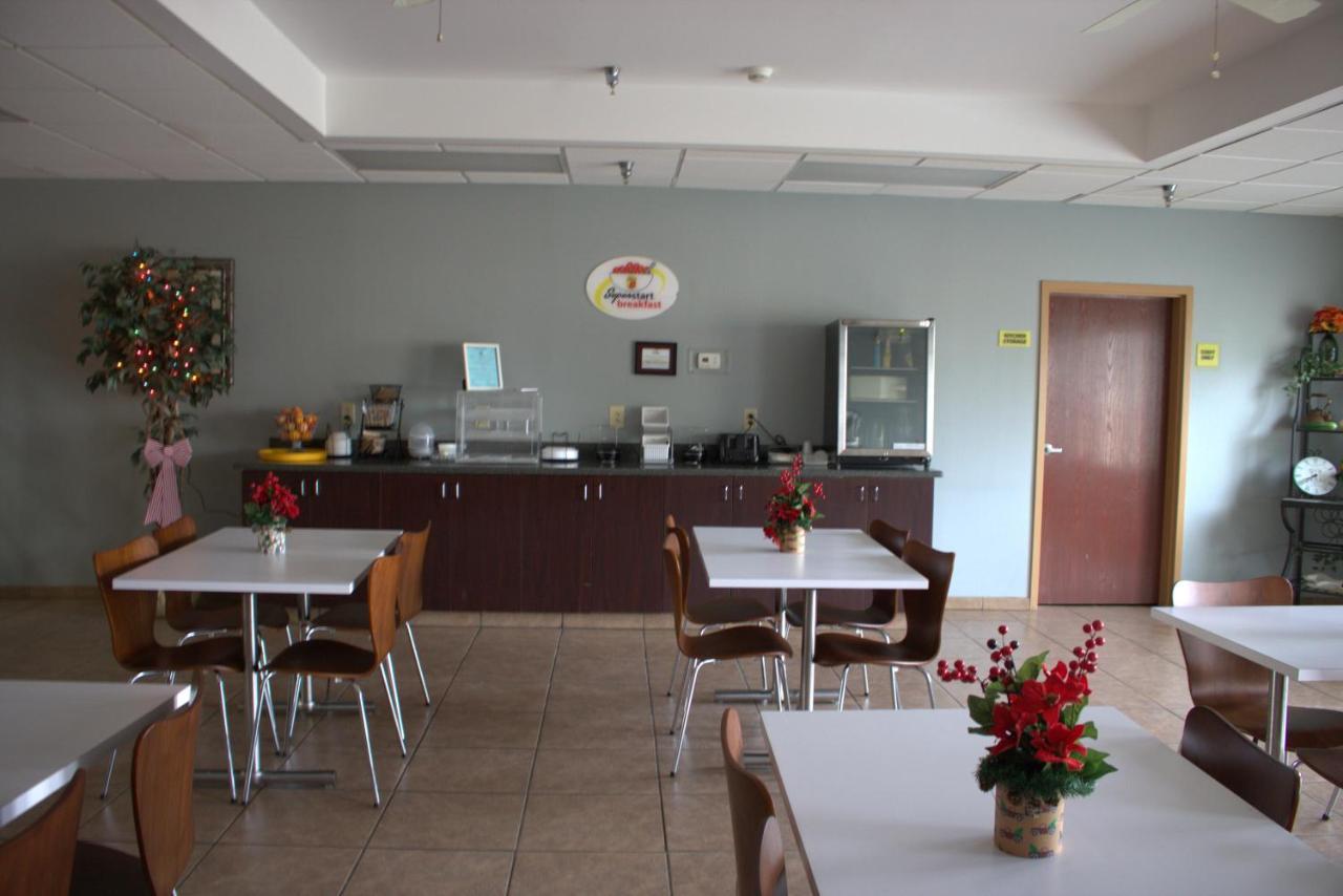 Super 8 By Wyndham Rainsville Extérieur photo