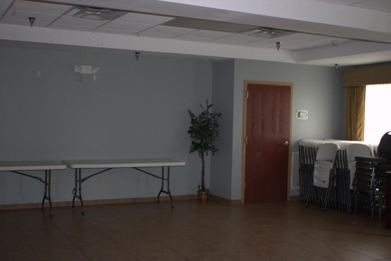 Super 8 By Wyndham Rainsville Extérieur photo